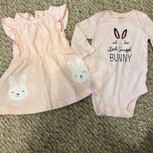 LIKE NEW BUNNY SET FOR 3M - BUNNY DRESS AND ONESIE - Picture 1 of 8